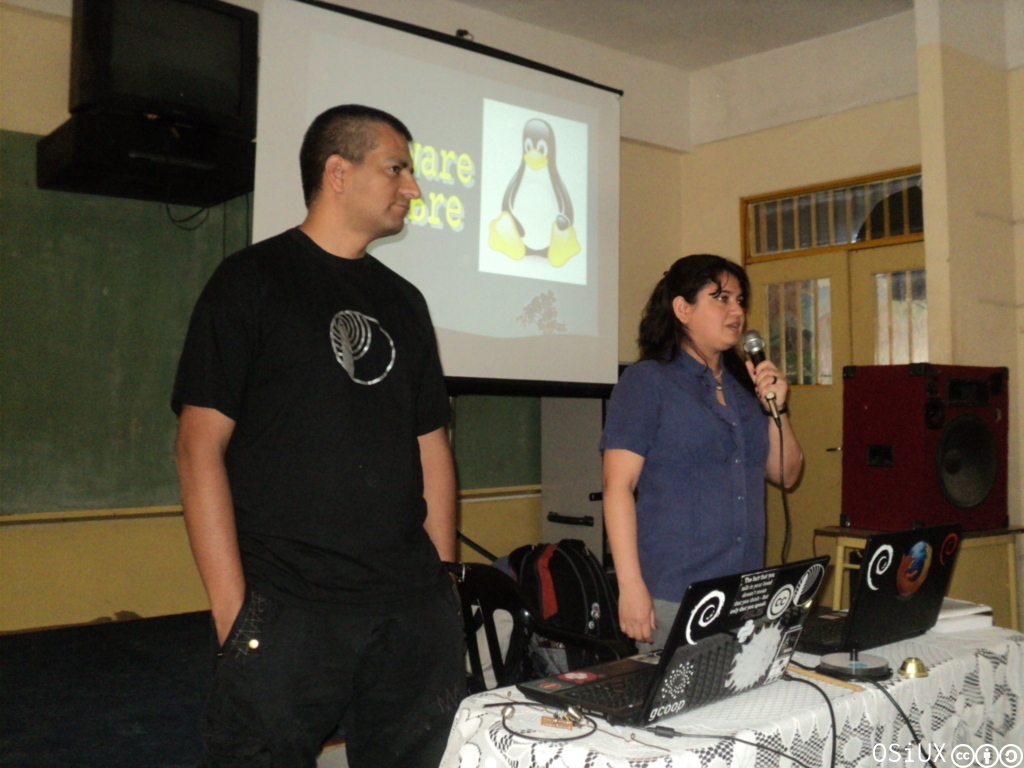 2011-10-21_software-libre-monte-caseros_60.jpg